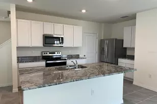 8377 Claw Glades Loop, Wesley Chapel, FL 33545 - Photo 5