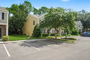 12434 Berkeley Square Dr, Tampa, FL 33626 - Photo 7