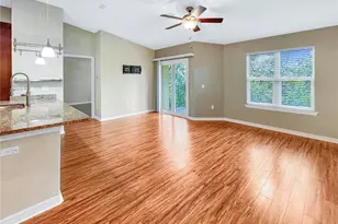 5041 Royal Palms Wy, New Port Richey, FL 34652 - Photo 7