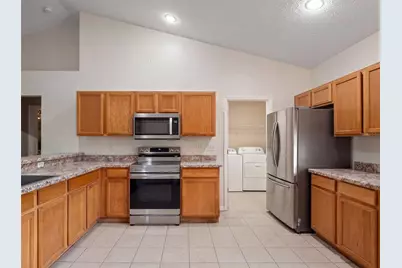8014 Cardinal Winds Lane, Mascotte, FL 34753 - Photo 9