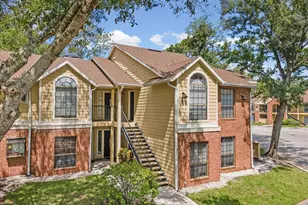 8653 Mallard Reserve Dr, Tampa, FL 33614 - Photo 1