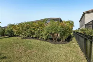 15234 Serene Shores Loop, Lakewood Ranch, FL 34211 - Photo 39