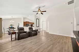 9796 Pepper Tree Trl, Wildwood, FL 34785 - Photo 19