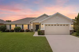 9796 Pepper Tree Trl, Wildwood, FL 34785 - Photo 1