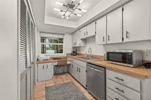 12120 Carver Ave, New Port Richey, FL 34654 - Photo 23