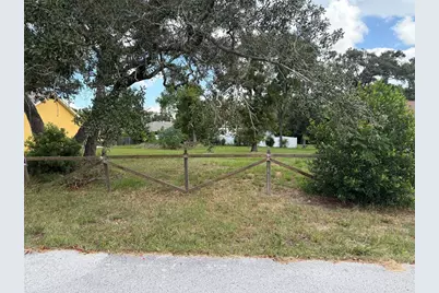10067 Bedford Road, Spring Hill, FL 34608 - Photo 3
