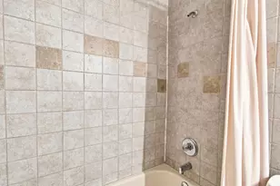 1932 Gregory Dr, Tampa, FL 33613 - Photo 29