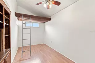 1932 Gregory Dr, Tampa, FL 33613 - Photo 39
