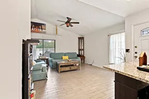 1932 Gregory Dr, Tampa, FL 33613 - Photo 13