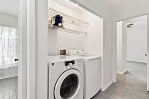 1932 Gregory Dr, Tampa, FL 33613 - Photo 31