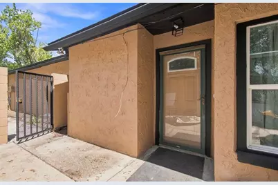 1932 Gregory Drive, Tampa, FL 33613 - Photo 65