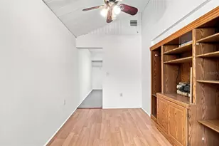 1932 Gregory Dr, Tampa, FL 33613 - Photo 39