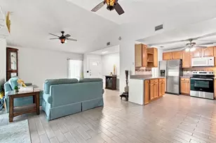 1932 Gregory Dr, Tampa, FL 33613 - Photo 7