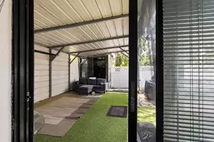 1932 Gregory Dr, Tampa, FL 33613 - Photo 53
