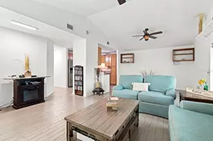 1932 Gregory Dr, Tampa, FL 33613 - Photo 7