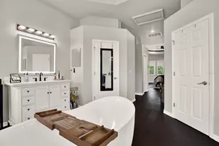 690 Sudbrook Ln, Spring Hill, FL 34609 - Photo 29