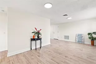 6214 Westport Dr, Port Richey, FL 34668 - Photo 9