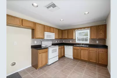 14204 Highgrove Road, Spring Hill, FL 34609 - Photo 41
