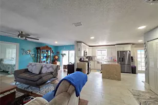 9040 Bay Dr, Spring Hill, FL 34606 - Photo 5