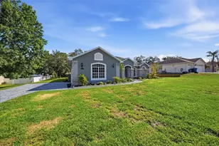 12041 Sapphire Dr, Spring Hill, FL 34609 - Photo 39