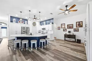 12041 Sapphire Dr, Spring Hill, FL 34609 - Photo 11