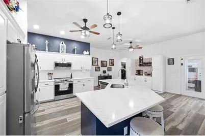 12041 Sapphire Drive, Spring Hill, FL 34609 - Photo 5