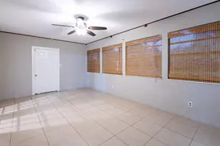 1570 S Biscayne Dr, North Port, FL 34287 - Photo 23