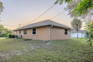 1570 S Biscayne Dr, North Port, FL 34287 - Photo 27