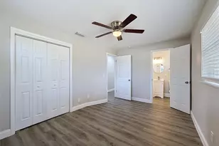 14998 Mockingbird Ln, Clearwater, FL 33760 - Photo 13