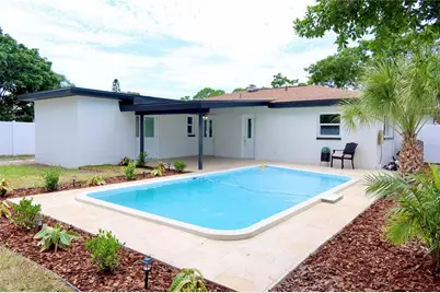 5671 Orange Road, Seminole, FL 33772 - Photo 5
