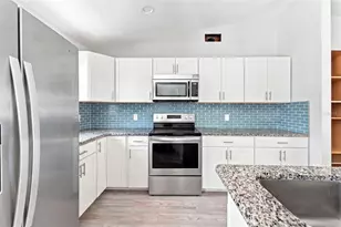 10480 Clarion St, Spring Hill, FL 34608 - Photo 9