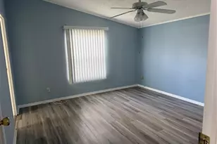 8739 Highpoint Blvd, Brooksville, FL 34613 - Photo 9