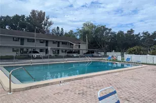 9881 113th St, Seminole, FL 33772 - Photo 25