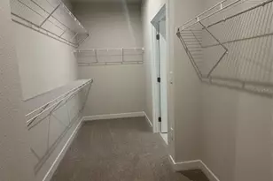 18732 Highland Dew St, Spring Hill, FL 34610 - Photo 11