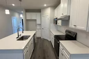 18716 Highland Dew St, Spring Hill, FL 34610 - Photo 5