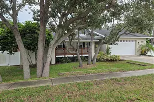 1033 Rosetree Ln, Tarpon Springs, FL 34689 - Photo 1