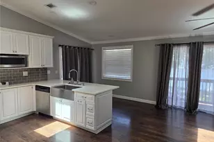 1033 Rosetree Ln, Tarpon Springs, FL 34689 - Photo 9