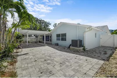 10001 S Yacht Club Drive, Treasure Island, FL 33706 - Photo 45