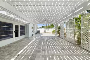 10001 S Yacht Club Dr, Treasure Island, FL 33706 - Photo 43