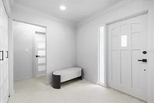 10001 S Yacht Club Dr, Treasure Island, FL 33706 - Photo 17