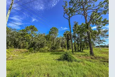 11115 Commercial Way, Weeki Wachee, FL 34614 - Photo 17