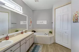 5466 Legend Hills Ln, Spring Hill, FL 34609 - Photo 21