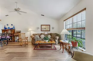 8389 Camphor Dr, Spring Hill, FL 34606 - Photo 9