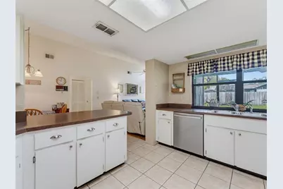 8389 Camphor Drive, Spring Hill, FL 34606 - Photo 17