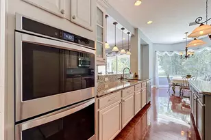 11352 Oyster Bay Cir, New Port Richey, FL 34654 - Photo 13