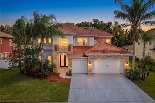11352 Oyster Bay Cir, New Port Richey, FL 34654 - Photo 1