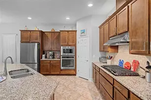 10325 Palladio Dr, New Port Richey, FL 34655 - Photo 7