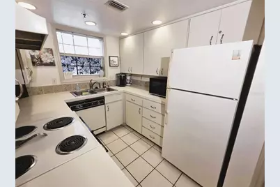 2210 Vista Del Sol Circle #502, Lutz, FL 33558 - Photo 9