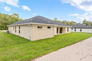 13475 Canyon Swallow Rd, Weeki Wachee, FL 34614 - Photo 5