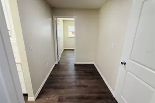 13475 Canyon Swallow Rd, Weeki Wachee, FL 34614 - Photo 15
